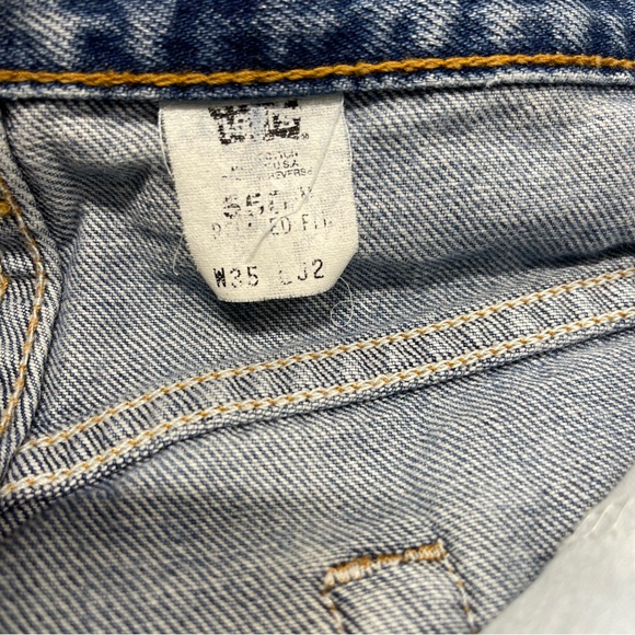 Vintage Levi’s 550 Relaxed Fit USA 90s Denim Jeans - Picture 4 of 8